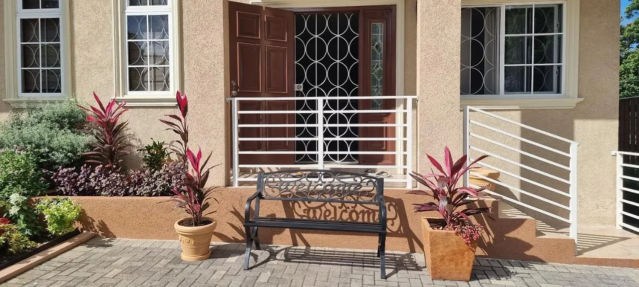Komfort Getaway Villa At Countrymist Ocho Rios